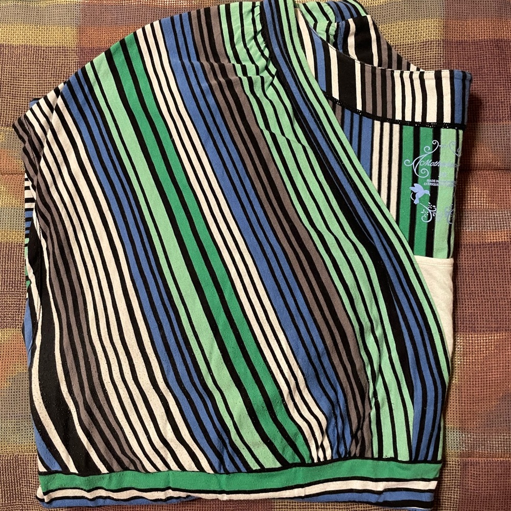 stripped maternity top